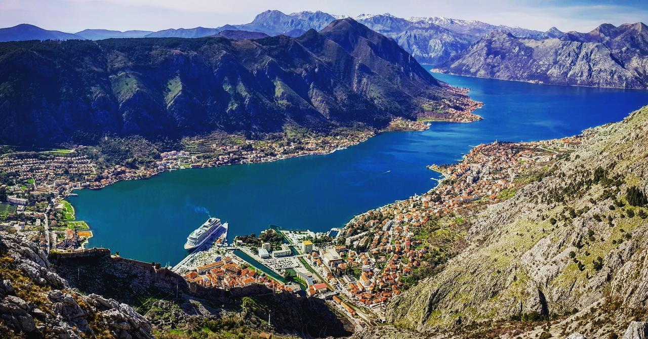 Kotor Bagus - Cozy Boutique Old Town Studio With Seaview Terrace Exterior photo