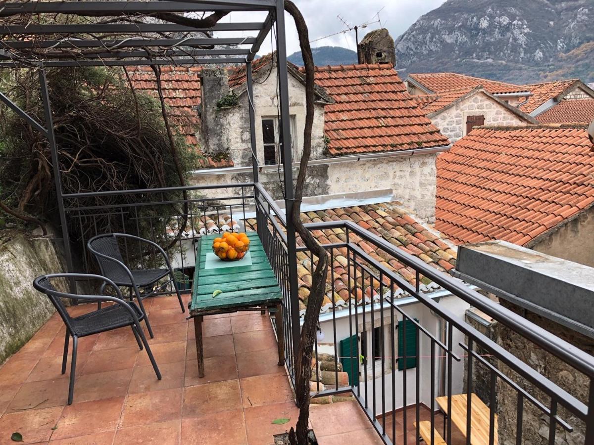 Kotor Bagus - Cozy Boutique Old Town Studio With Seaview Terrace Exterior photo